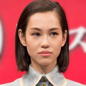 水原希子、“夏”らしい一枚に共感の声「私も夏が恋しい」「最強に可愛い」