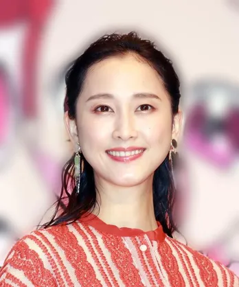 松井玲奈、“美しすぎる”ベリーショートヘアが話題！「ずっと待ってたこの髪型」「印象めちゃくちゃ変わる」