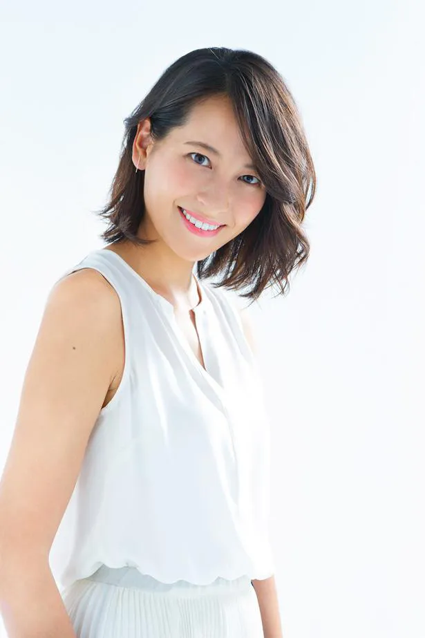 モデル、ナレーションなど活動の幅を広げ活躍中のフリーアナウンサー・青木裕子