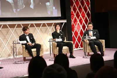 ドラマ「ROOKIES」からは小出恵介、桐谷健太、石丸彰彦プロデューサーが出席（写真左から）