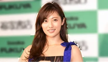 “戦隊美女”奥山かずさ、小動物みたい…！もふもふの“ユキワラシ”SHOTがかわい過ぎると話題に