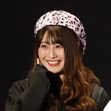 日向坂46潮紗理菜の“熱演”に反響「さすが」「なっちょ暴走」