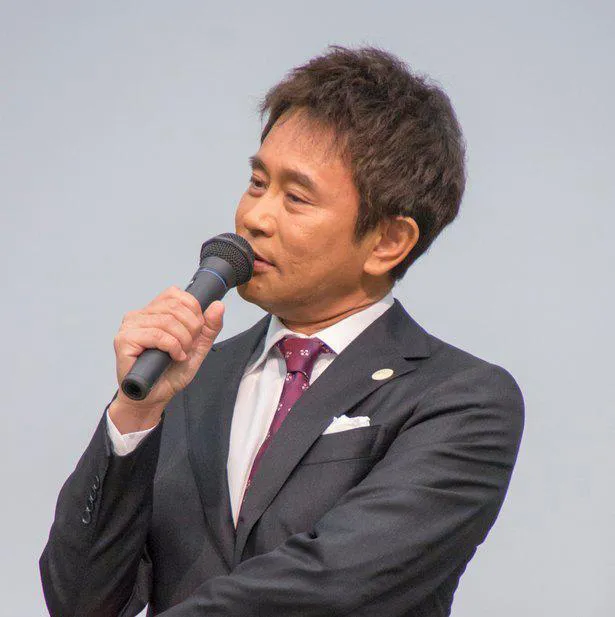 【写真を見る】松本人志の発言に「おい！ふざけんなよおまえ。常習犯やからな！」と反論する浜田雅功