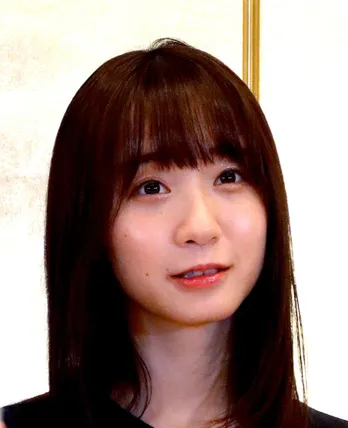 コスプレイヤー伊織もえ、胸元ざっくりコスで谷間あらわ「可愛さ銀河レベル」「えちかわいすぎ」ファン歓喜