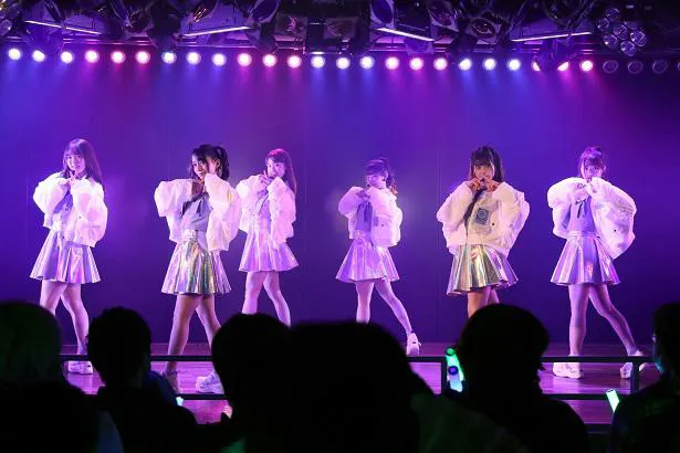 「GRATS」らAKB48の3ユニットの公演が行われた