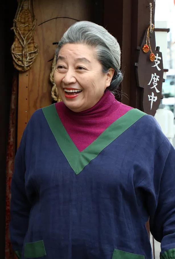 池田久子役の三林京子