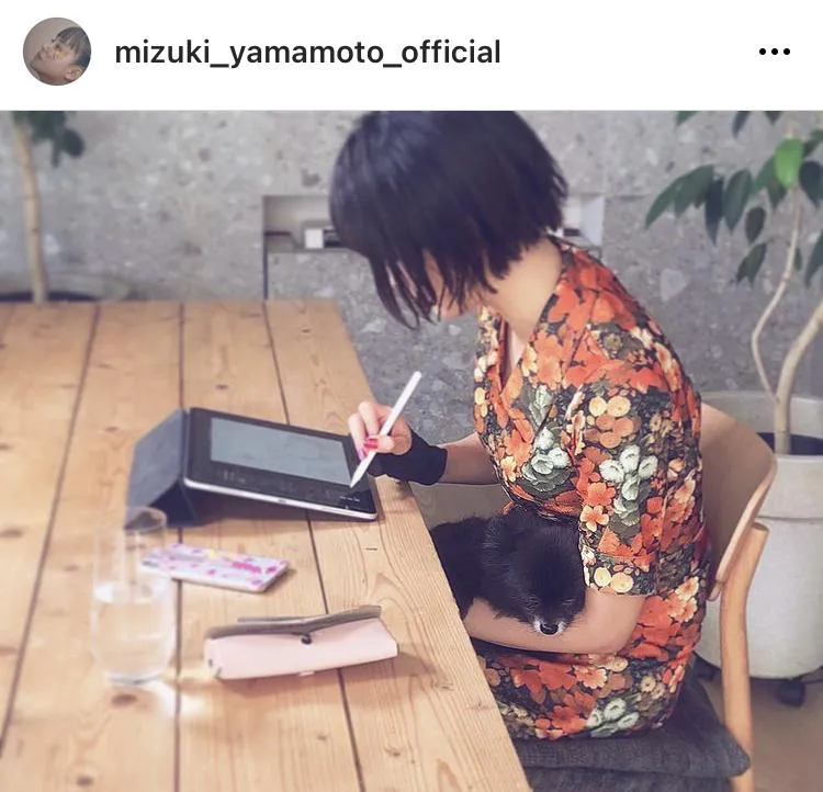 ※山本美月オフィシャルInstagram(mizuki_yamamoto_official)のスクリーンショット