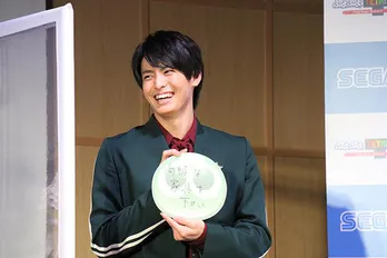 高野洸、サンタクロースへのお願いは「高級な家具をください」