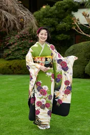 ＜吉本実憂＞坂口拓に師事し、アクション勉強中「“気持ちでもちゃんと闘う”ということが深く身に付いた」