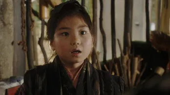 「おちょやん」“父との決別”反響大きくトレンド1位!“9歳の名女優”と話題の“千代”子役・毎田暖乃とは?