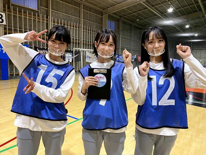 HKT48との全力スポーツ対決に挑むSTU48・田中皓子、甲斐心愛、石田千穂