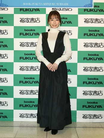 宇垣美里「僭越ながらこの世で一番かわいいと思います！」愛犬にデレデレ