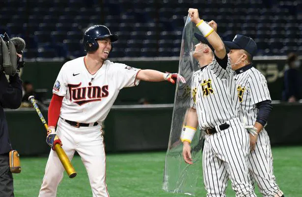 画像・写真 中田翔、<リアル野球BAN>で杉谷拳士と4年ぶりの挑発バトル