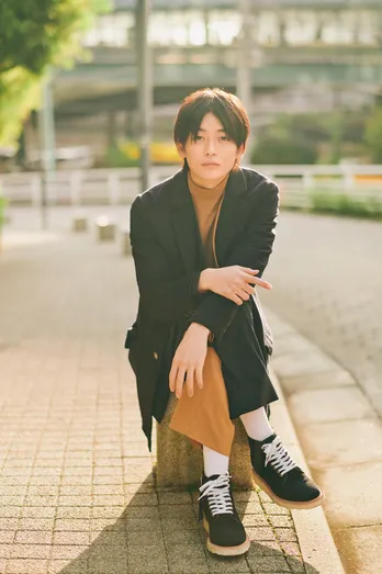 “せんけす”高橋文哉、キレるシーンは「共演者が本当にムカつく表情をしていて…(笑)」