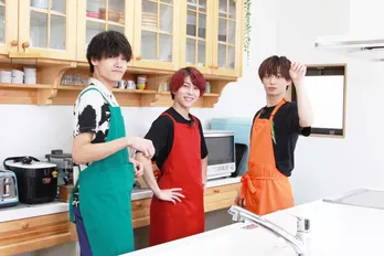 Aぇ! group・末澤誠也、福本大晴、佐野晶哉が初の料理企画に挑む「“混ぜるな危険！”って感じの3人」