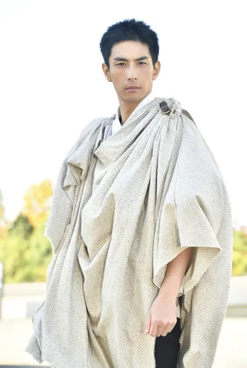 市川知宏“ユーリ”、光の剣士“仮面ライダー最光”に変身!「最高」の剣士を目指す<仮面ライダーセイバー>