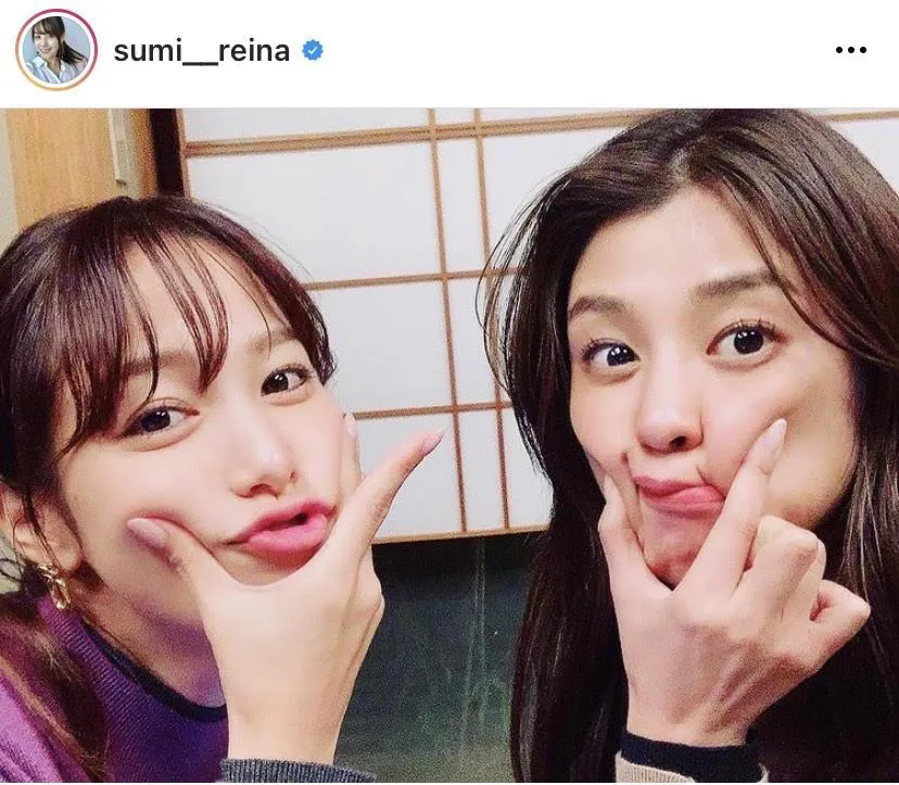 ※鷲見玲奈オフィシャルInstagram(sumi__reina)より