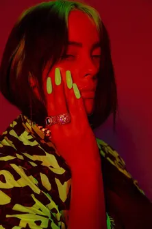 ビリー・アイリッシュ、日本のテレビで初パフォーマンス!ロサンゼルスから「bad guy」を披露<Mステ>