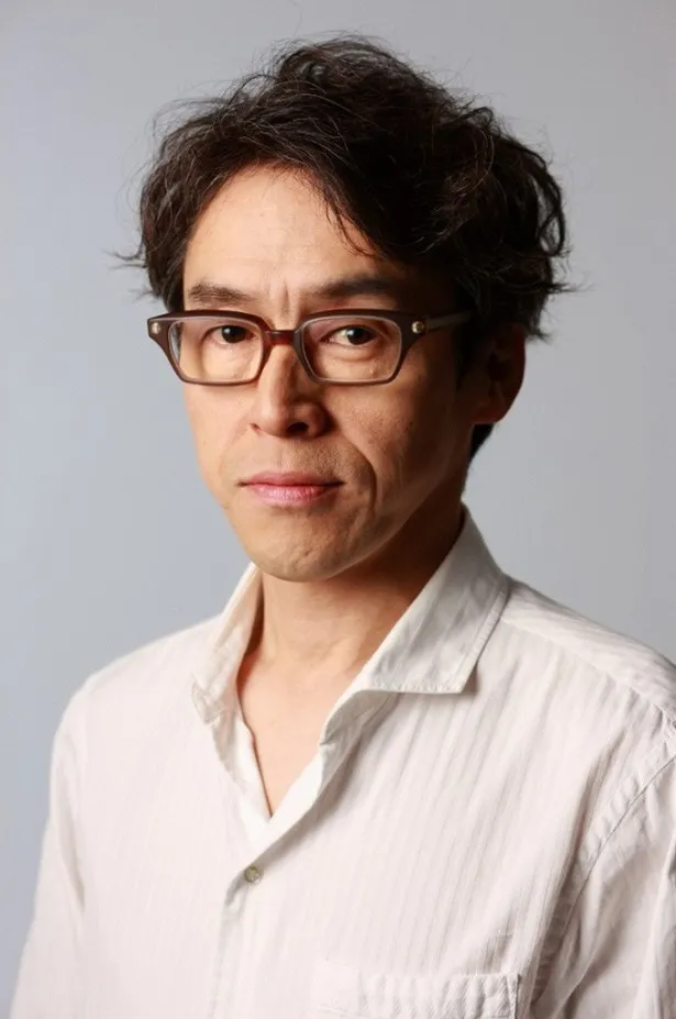 浅野和之は東欧大学理工学部教授で人工知能を研究する西原太治役で出演