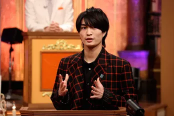 美 少年・那須雄登らが伊沢拓司率いるQuizKnockと緊迫のクイズ対決!林修「高いレベルの真剣勝負」