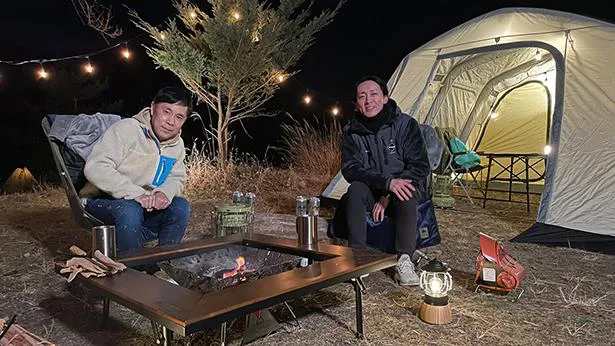 【写真を見る】岡村隆史と矢部浩之による二人きりでのキャンプ