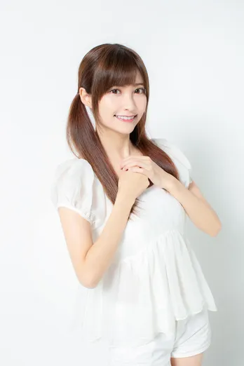 “グラビア界の問題児”花咲れあ「少し更生したつもりですが…」＜ゼロイチ年末年始Interview＞