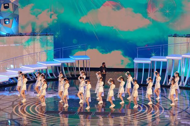 紅白リハに登場した日向坂46