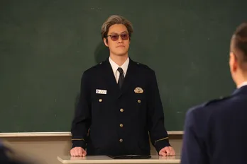 「教場」パロディーコントで粗品が教官役に!“スベった生徒”は落とし穴へ…<新しいカギ>