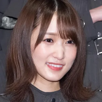 櫻坂46菅井友香「うまんてん」と“がんばりき”を披露