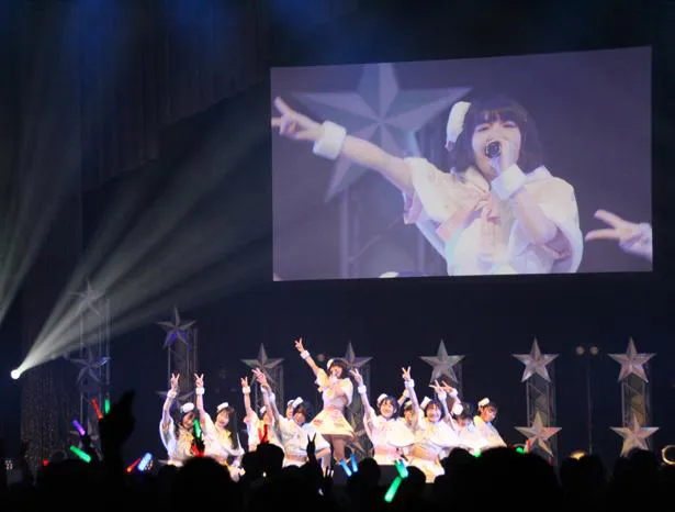 「TOKYO IDOL PROJECT × @JAMニューイヤープレミアムパーティ2021」のPremium Stageに出演した虹のコンキスタドール