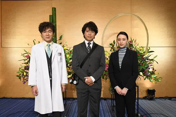 遺留捜査10周年記念トークイベントに登場した(左から)甲本雅裕、上川隆也、栗山千明