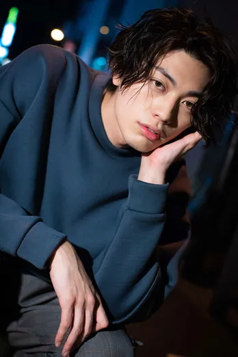 SNSで話題沸騰！　「ウチカレ」菅野美穂＆浜辺美波母娘をメロメロにしたイケメン整体師役・東啓介とは！？