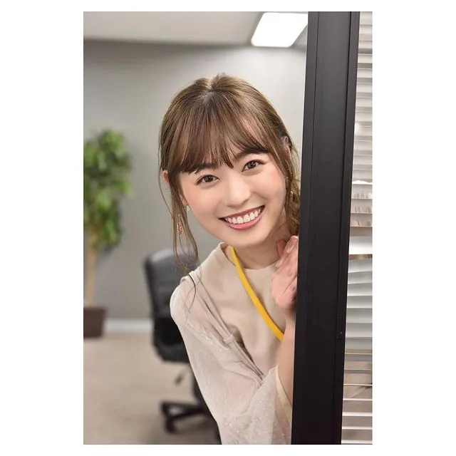 【写真を見る】福原遥、透明感あふれる“あざとかわいい”SHOTにファン悶絶！