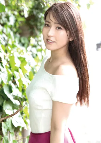 夜8時以降もOK!? グラドルと“一緒”に飲める「オンライン飲み会」毎日開催