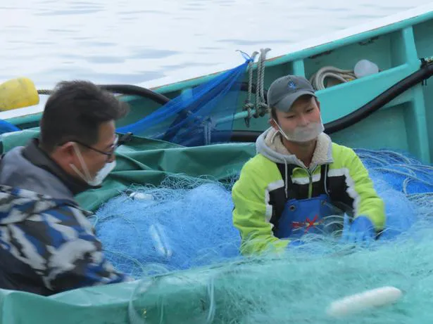 請戸ブランドの復活に向けて奮闘する、福島・浪江町の請戸漁港には19歳の若き漁師の姿も