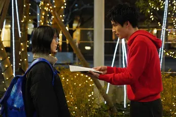 岡田健史“光”の隠れオタクが発覚！ 浜辺美波“空”とは急接近し…＜ウチカレ＞