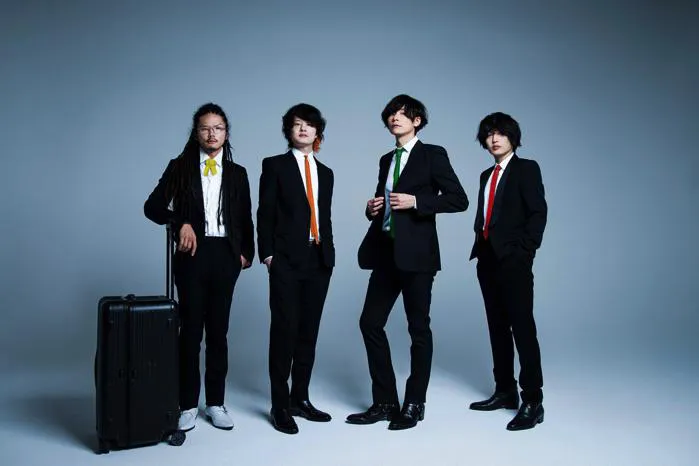 [Alexandros]初のベストアルバムが3月17日(水)に発売されるほか、川上洋平がドラマ「ウチの娘は、彼氏が出来ない!!」に出演中