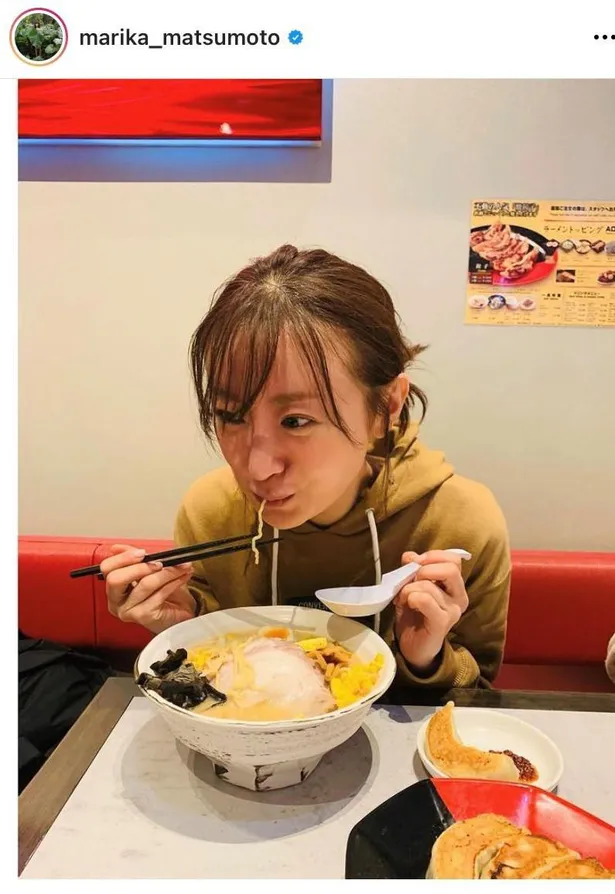 画像 松本まりか ラーメンすすれてる と見守りたくなる食事中shotに反響 食べ方が可愛い 癒されます 3 8 Webザテレビジョン