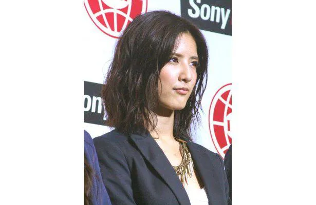 元e Girls藤井萩花 今村怜央との結婚を報告 お似合いすぎる 幸せになってください など祝福の声続々 Webザテレビジョン