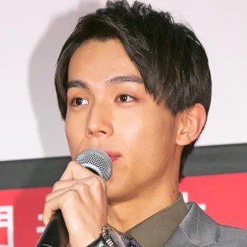 中川大志、髪をバッサリ！イメチェン姿公開でファン悶絶「イケメン増し増し」「かっこよすぎて涙出た」
