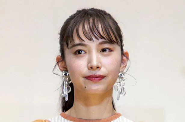 井桁弘恵 キャミソール姿で スレンダー美ボディー 披露 身体のライン綺麗すぎ お肌の透明感すごい と絶賛の声 Webザテレビジョン