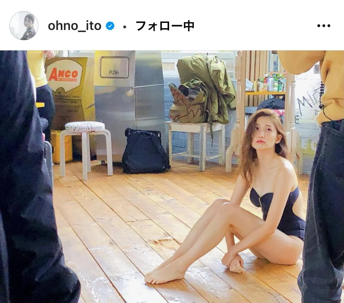 【写真を見る】セクシー衣装で大胆露出！　“むっちり美ボディー”がまぶしい大野いと