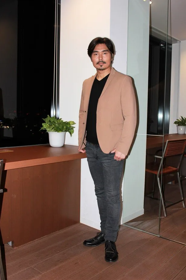 【写真を見る】小澤征悦は「“トイレのトレーラー”はぜひ日本にも導入してほしい」と語る