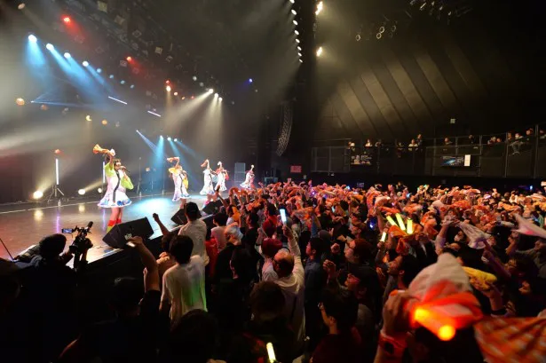 つりビットのワンマンライブ「赤坂サカナ！〜みんなで釣ろう赤坂BLITZ〜」より