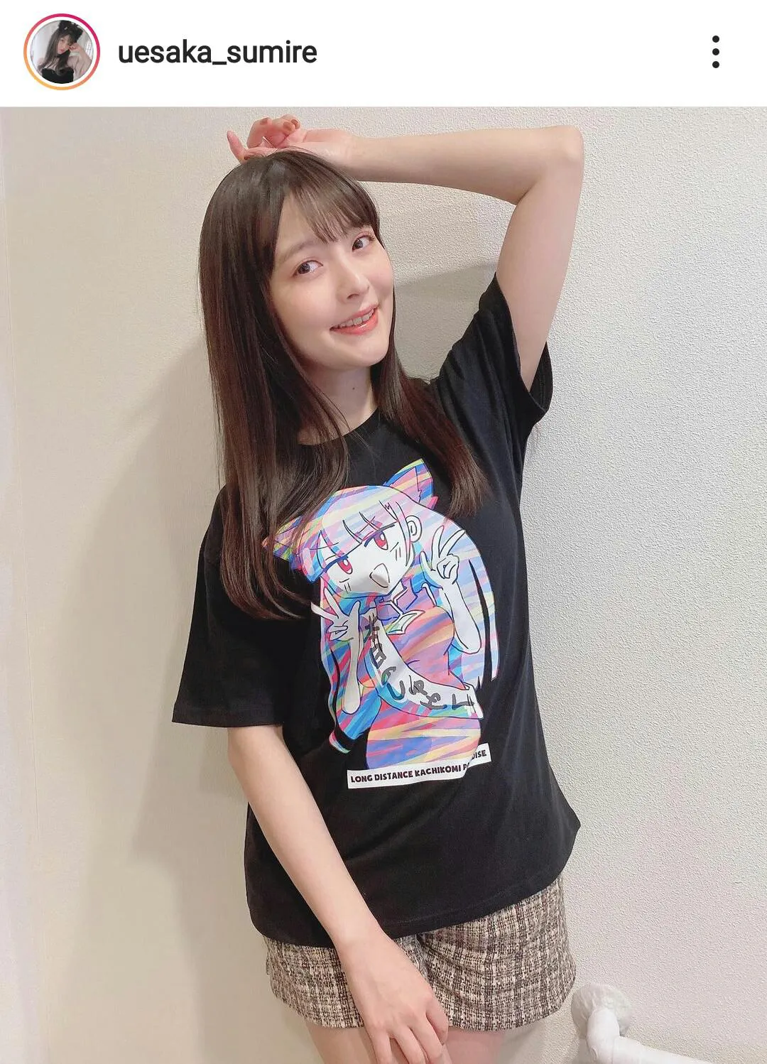 上坂すみれ、TシャツSHOT