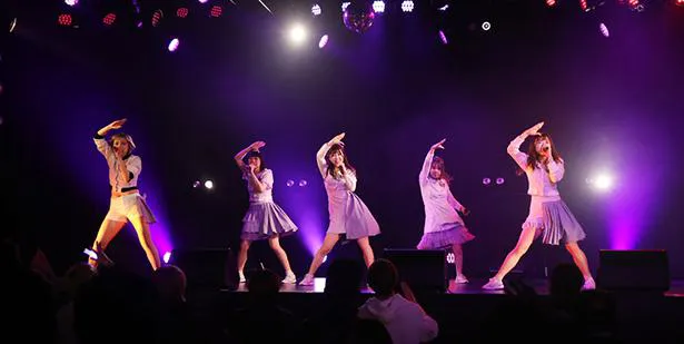 対バンライブ「1000 IDOL FES」に出演したもどかしマーケッツ