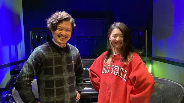 【写真を見る】音楽プロデューサー多保孝一とシンガーソングライター・しなの椰惠