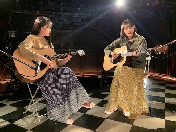 乃木坂46・大園桃子と遠藤さくらによるユニット曲「友情ピアス」のMVが公開された