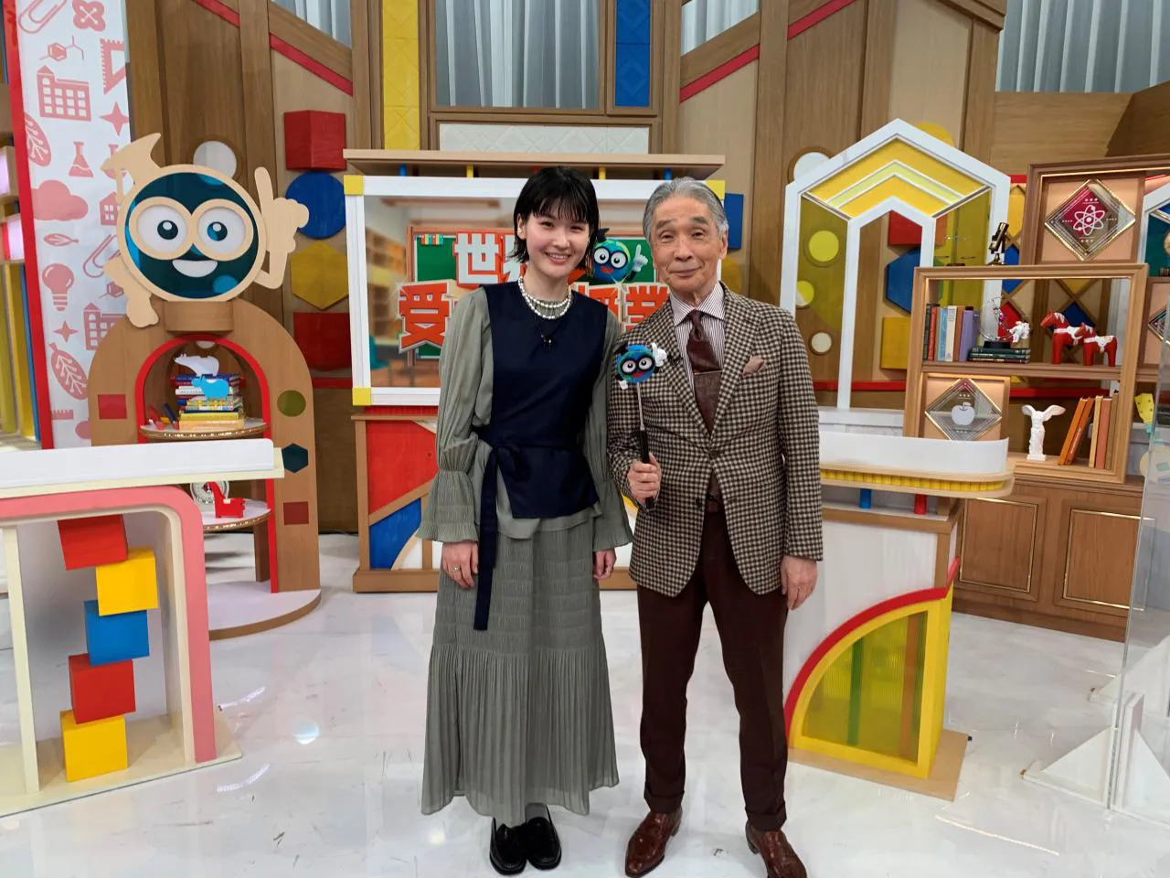 2月20日(土)放送の「世界一受けたい授業」で堺親子が初共演する