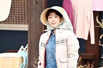 田中みな実、初の宮藤官九郎作品は“農作業”姿!<俺の家の話>